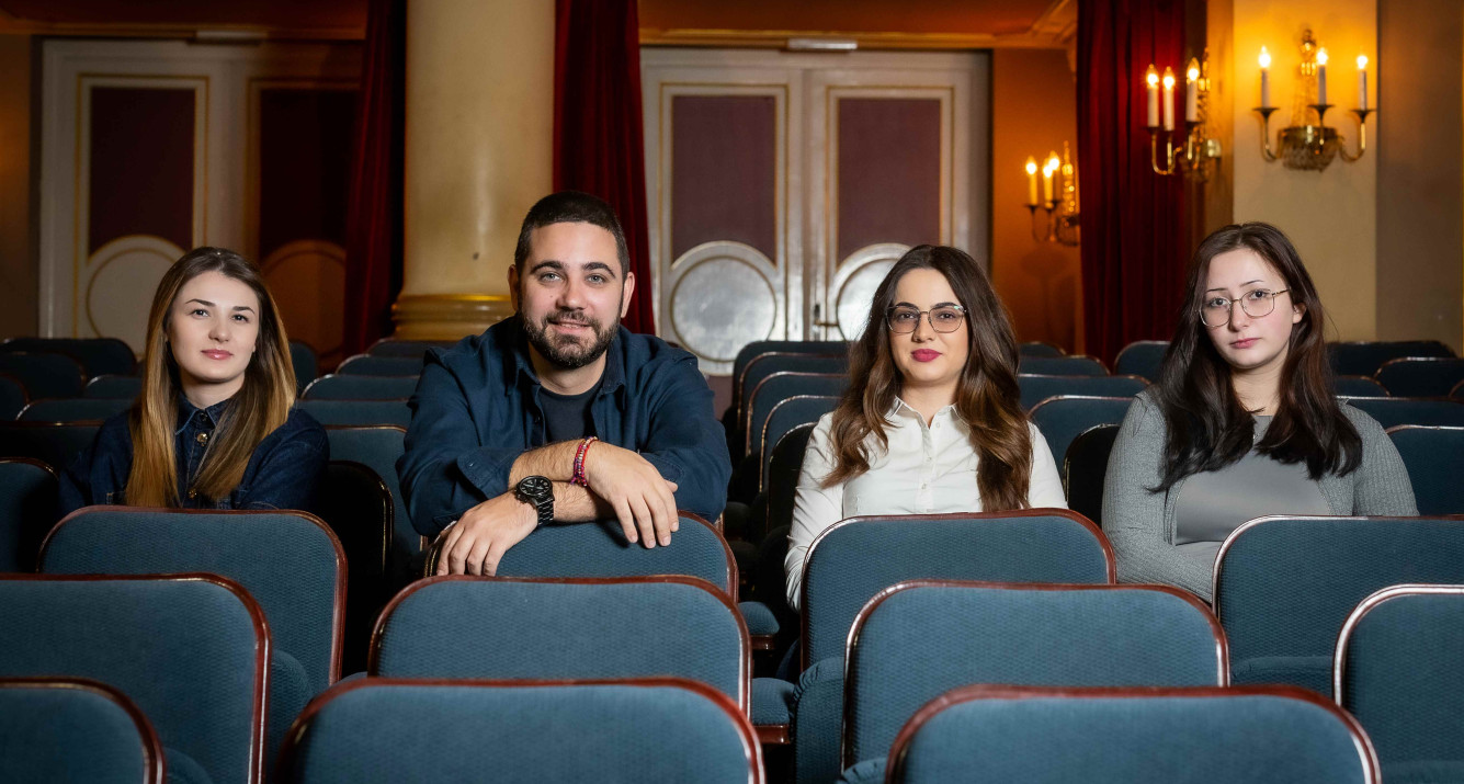 Studetnice treće godine Fakulteta političkih nauka - Odsjek Žurnalistika/Komunikologija uspješno su završile praksu u Narodnom pozorištu Sarajevo