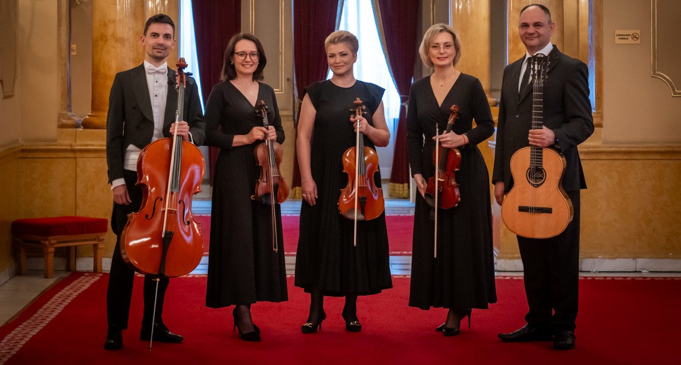 „Kultura na ulice 2025!“: Spektakularni koncert „Večer filmske muzike“ 21. juna na Pozorišnom Trgu Susan Sontag